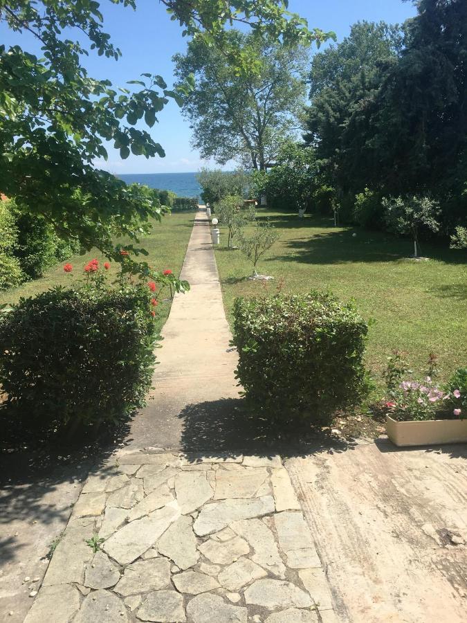 Estate Irene Villa Alexandroupoli Bagian luar foto